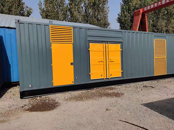 盐城300kw 柴油发电机组用多大的空气开关？